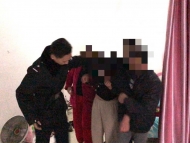 临泉19岁女孩吞下51片安眠药 警方紧急营救