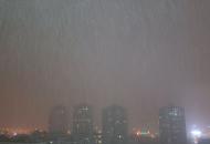 省城合肥市1月8日晚間9點開始下起中雪