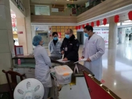 淮南：凡是進入商場、超市、農貿市場等處人員必須佩戴口罩