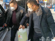 愛心企業捐贈200升消毒液用于合肥街道轄區重點消毒