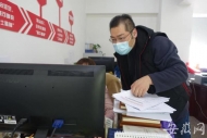 江淮戰“疫”黨旗飄揚|暈倒在崗位上，休息十幾分鐘后繼續堅守