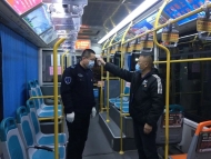 淮南公交開通13條定制公交專線為醫(yī)護人員提供免費通勤服務