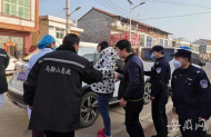 暖心！和縣一孕婦臨產在即，警車開道護送