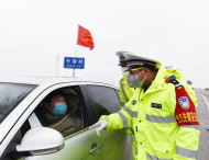 宿松交警：人人都是疫情防控“排頭兵”