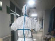 安徽醫療隊隊員沈杭：“看到隊友腫脹的雙腳，心里說不上來的滋味”