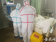 8歲孩子寫給支援湖北爸爸的信：媽媽把自己變得很忙，偶爾會發(fā)呆