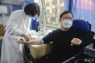 宿州：义务献血传爱心 众志成城战疫情