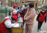 大学生志愿者：让青春在战“疫”中绽放
