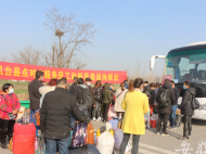 鳳臺縣政府“點對點”服務(wù) 幫助農(nóng)民工復(fù)工返崗