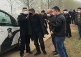 安徽颍上发生一起杀人案致5人死亡：犯罪嫌疑人躲到河堤水闸内被警方抓获
