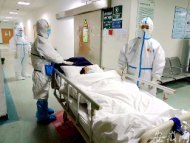 點贊！安徽最美逆行者武漢街頭無防護緊急施救墜橋者