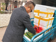 愁人！每天上千斤蘆筍難賣掉 需要購買請與他聯系