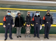 男孩離家出走 蚌埠乘警及時勸導溝通