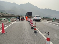 安徽高速公路路政支隊(duì)備戰(zhàn)清明小長(zhǎng)假保暢