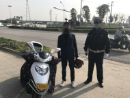 為圖方便 蕪湖一男子“借牌”上路被罰4000元計12分