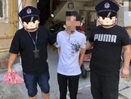 蟊賊入室偷東西后還在臥室睡了一夜  被警民聯手抓獲