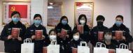 三八婦女節，安慶抗疫女警收到感謝信和小蛋糕