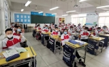合肥高二、初二年级复课  中职毕业年级学生返校