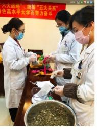 安徽中醫(yī)藥大學：兩千防疫香囊贈送戰(zhàn)“疫”一線