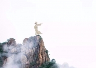 何顯玉 ：老玉養雞