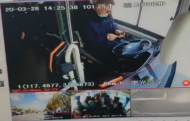 男子乘公交坐過站搶奪方向盤  被肥東警方采取刑事強制措施