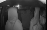 醉酒男子深夜搭乘出租 中途竟將出租車開(kāi)走
