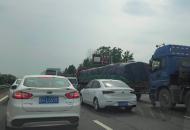 五一前一天 G3京臺高速合肥往嚴店方向車流量大