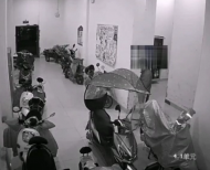 男子戴口罩盜竊價值數千元電動車  拆散當廢品賣
