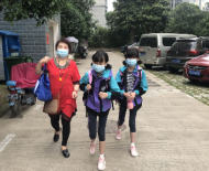 合肥60歲高齡產(chǎn)婦盛海琳：我要保持健康 好好陪伴孩子成長(zhǎng)