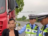 男子烧烤摊吃饭到夜里11点  次日上午开货车被查酒驾