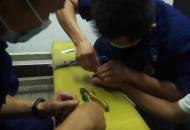 休寧一少年戒指卡住手指 自行求助消防隊(duì)