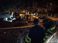 合肥習友路一供水管道爆管致多個小區停水 供水搶修人員連夜搶修