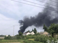 舒城萬佛大道一處突發大火 部分路段封閉通行