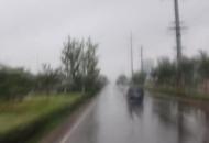雨天路滑冷藏車追尾小貨車、駕駛員被困 宿州汴河消防緊急救援