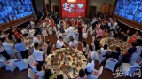 云火锅之约|马云体验安徽人豪爽：开席全场一起“炸罍子”