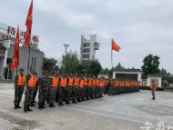 102名部隊官兵馳援大圩防汛