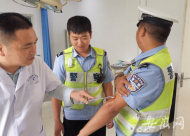 患病女子騎電動(dòng)車上高速亂穿行  宿州高速民警勸離被抓傷