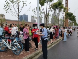 合肥民警连续三天开展 “反中考诈骗”宣传