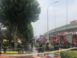 福建龙岩新罗区一新能源公司起火 已致2人失联1人受伤