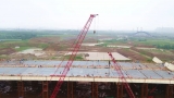 引江济淮工程铭传路桥主跨桥面顺利合龙