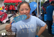 大考2020|歙縣二中考點(diǎn)外：考生家長偷偷來看孩子