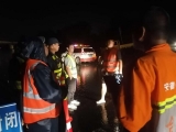 合宣路K10+100涵洞口塌方 公路出动40余人实行24小时交通管制