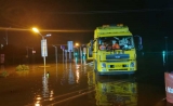 合肥经开区：彻夜奋战排积水 雨中坚守保平安