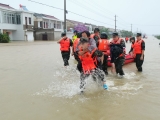 六安600多名群众被洪水围困 武警官兵紧急救援