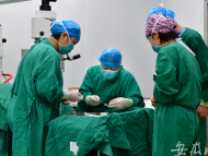 中科大附一院成功開展安徽首例白內障三焦點人工晶狀體植入手術