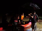 空港产业园三个村庄严重积水  合肥水警6小时转移被困群众35人