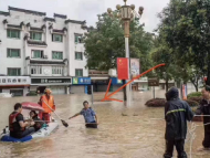 歙縣一老人不慎落水身亡，事發時其子在抗洪救人