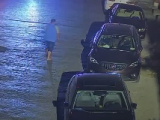 铜陵一男子驾车撞人后赤脚逃逸 警方靠机顶盒破案