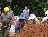 宜秀區(qū)大龍山鎮(zhèn)各社區(qū)勠力同心，馳援企業(yè)防汛抗災(zāi)