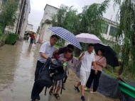 軍民愛心接力，為“孤島”病人搭建生命通道